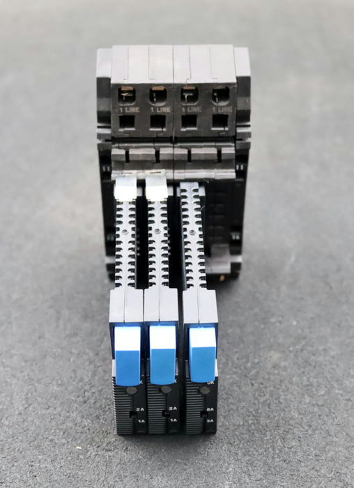 Bild des Artikels E-T-A-Basismodul-+-3x-Schutzschalter-ESS20-003-DC24V-gebraucht