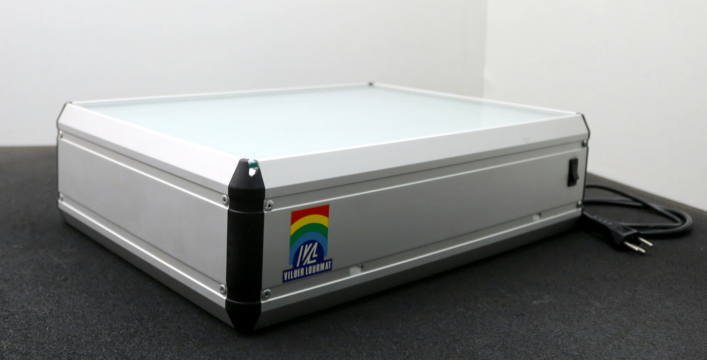 Bild des Artikels VILBERT-LOURMAT-Leuchtplatte-TF-45WL-2x-15W-WL-Tube---60W---220V---50Hz