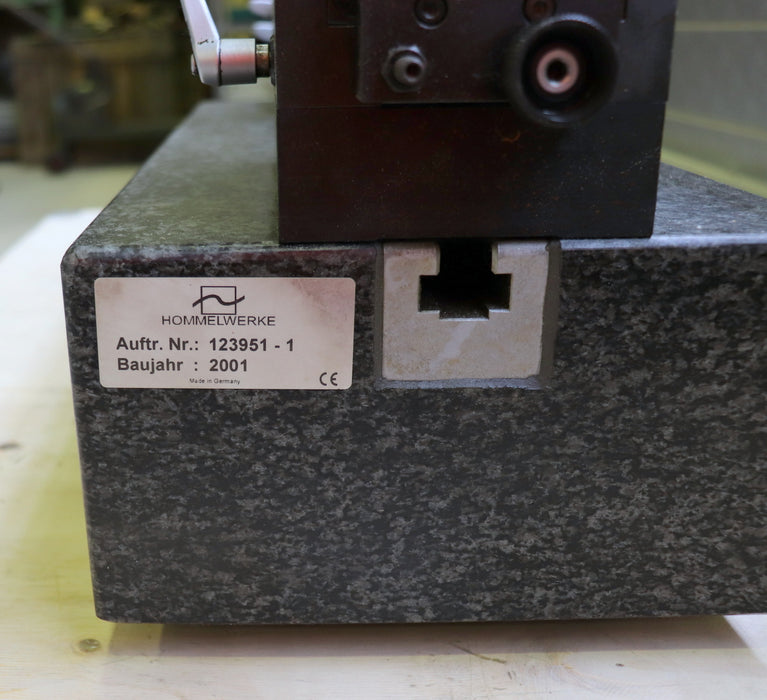 Bild des Artikels HOMMEL-GEAR-2-Flanken-Wälzprüfgerät-ZWG-8315-Achsabst.-max.-180-mm-guter-Zustand