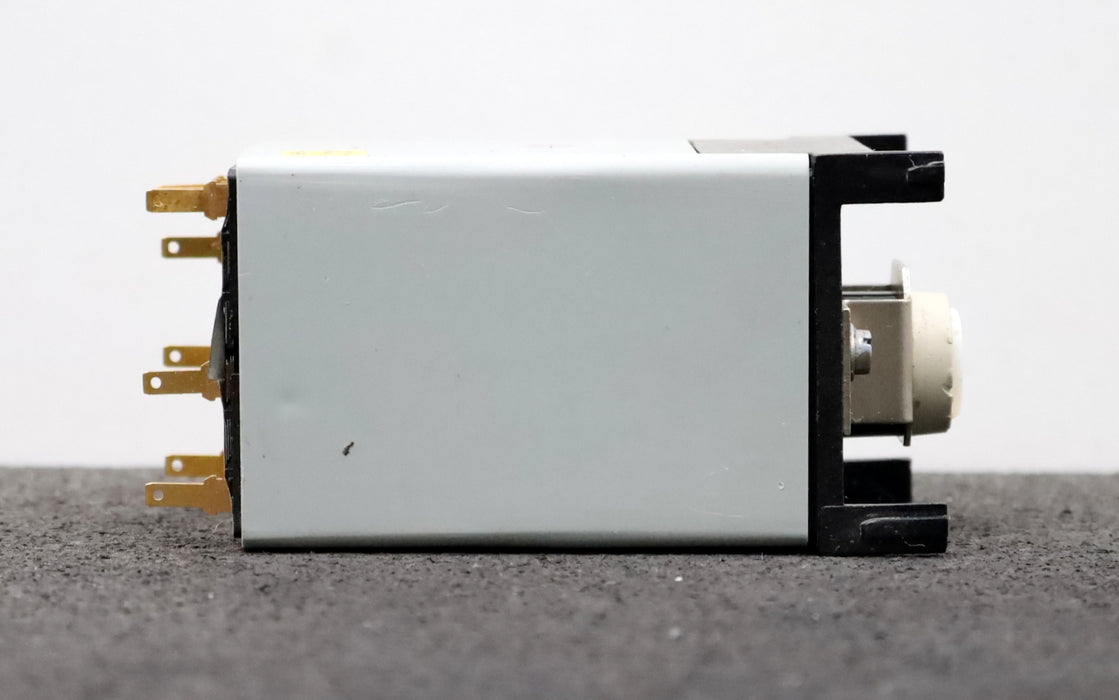 Bild des Artikels SIEMENS-Steuertaster-C74103-A969-A-931-CSL-SPR-Plug-56Pin--Gehäuse-mit-8Pin