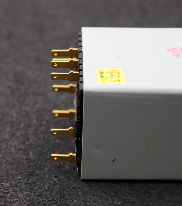 Bild des Artikels SIEMENS-Steuertaster-C74103-A969-A-931-CSL-SPR-Plug-56Pin--Gehäuse-mit-8Pin