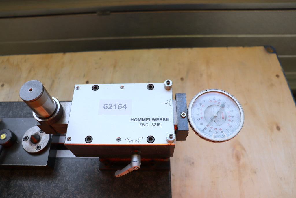 Bild des Artikels HOMMEL-GEAR-2-Flanken-Wälzprüfgerät-ZWG-8315-Achsabstand-max.-120-mm