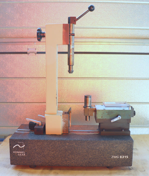 Bild des Artikels HOMMEL-GEAR-2-Flanken-Wälzprüfgerät-ZWG-8315-Achsabstand-max.-175-mm-BJ-2002