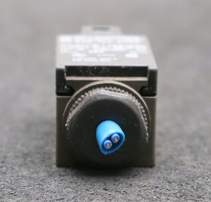 Bild des Artikels SCHMERSAL-2x-Positionsschalter-ZS-236-11z-2056-4A-230VAC-VDE0660-AC-15-Uimp-6kV