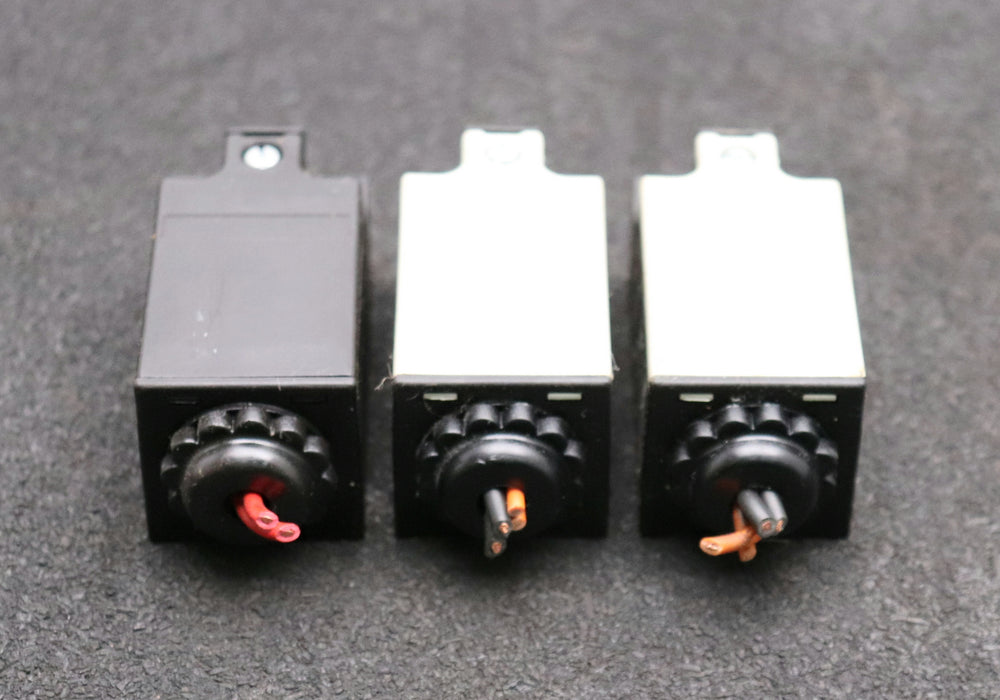 Bild des Artikels RITTAL-3x-Türpositionsschalter-door-position-switch-SZ-2586-DC-13-24V-10A