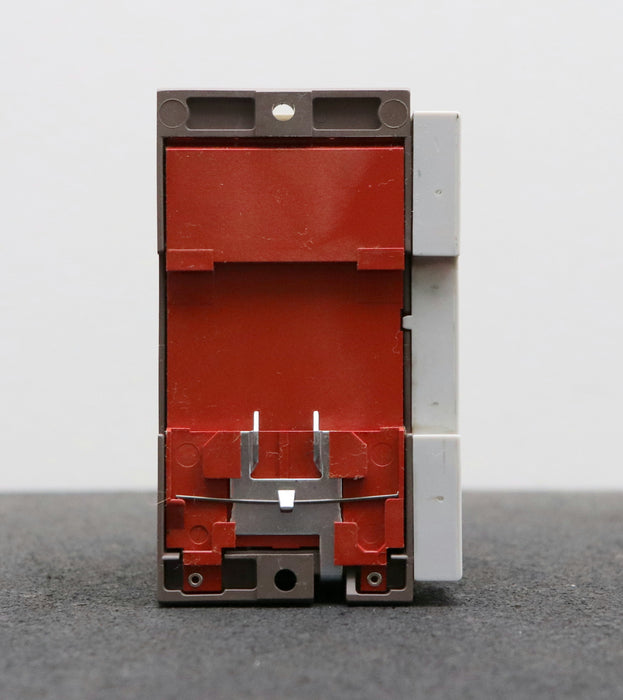 Bild des Artikels SIEMENS-2x-Leistungsschalter-3VE3000-2LA00-6,3-10A-VDE0660-gebraucht