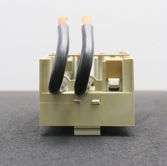 Bild des Artikels RITTAL-3x-Sammelschienenadapter-SV-9629100-100A-690V---1-Kabel-FEHLT---gebraucht