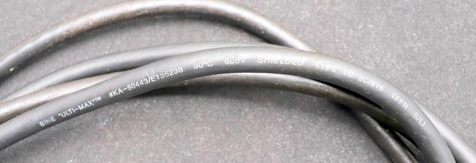 Bild des Artikels ALLEN-BRADLEY-Feedback-Kabel-ULTI-MAX-1326-CRB1-005-Kabellänge-4,9m-Typ-TC-8C