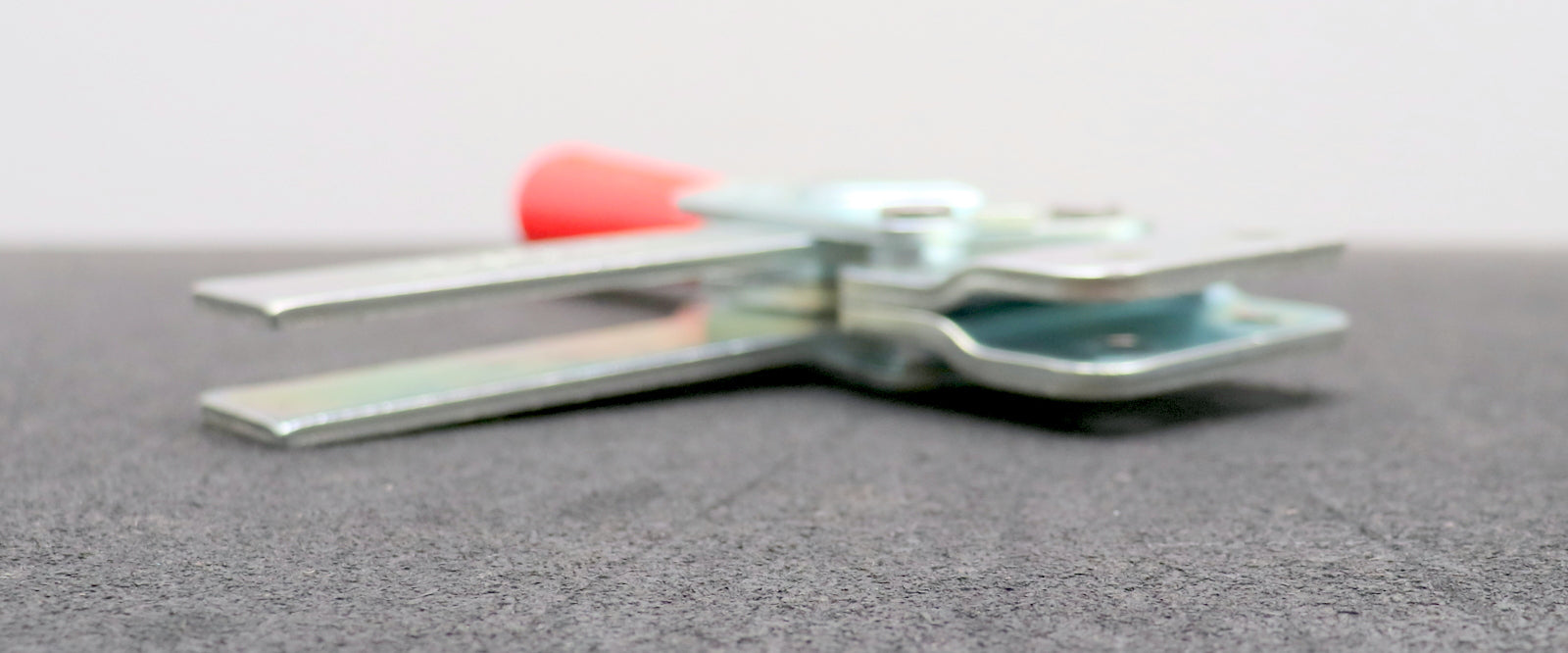 Bild des Artikels DESTACO-Vertikalspanner-Model:-2010-UB-Spannarmlänge-90,2mm-unbenutzt