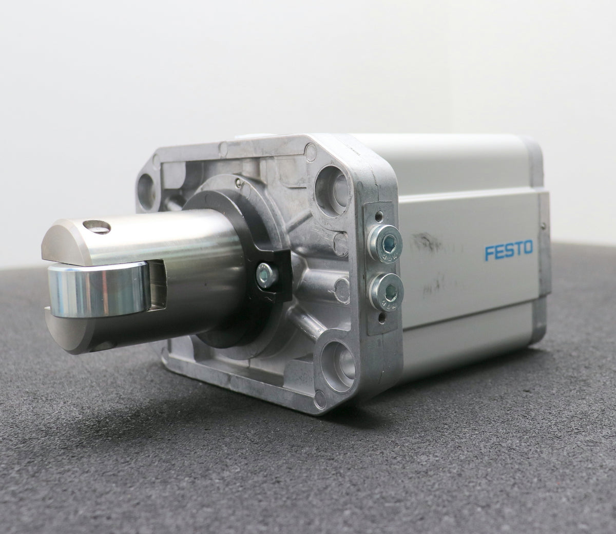 Kompaktzylinder Hub 70 mm, ADVU 25 70 P A gebrauchte und neu Maschinenhandel Kompaktzylinder Hub 70 mm, ADVU 25 70 P A gebrauchte und neu Maschinenhandel