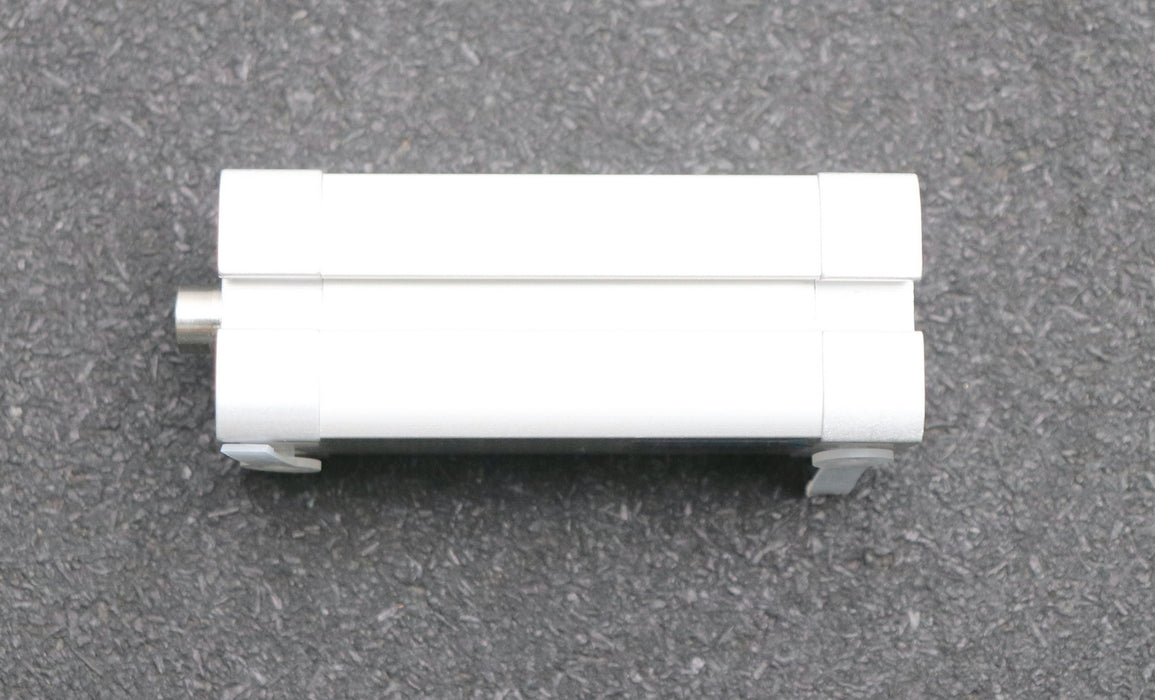 Bild des Artikels FESTO-Kompaktzylinder-ADN-16-40-I-P-A-Artikel-Nr.-536232-Hub-40mm-pmax.-10bar