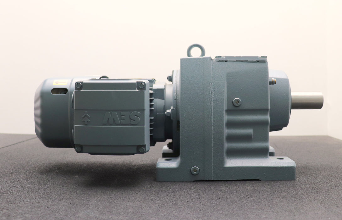 Bild des Artikels SEW-Getriebemotor-R67-DRS71S4BE05HR/ISU/TF-50Hz-r/min-1380/8.7---5Nm