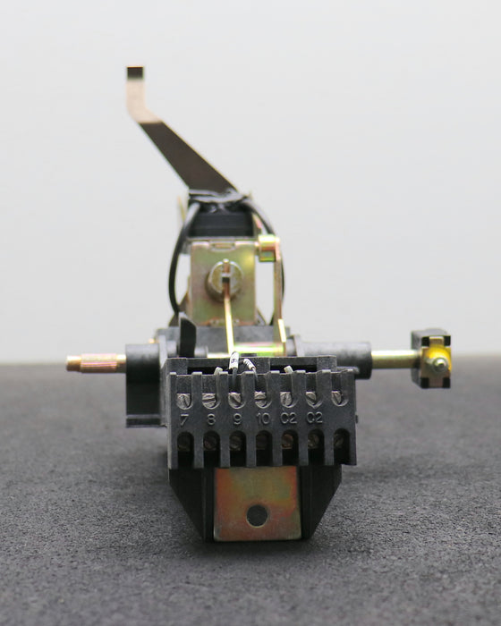 Bild des Artikels ABB-Ausschaltauslöser-UXAB269550948-und-A.B.-1700008414/000500-KIT1-220VDC