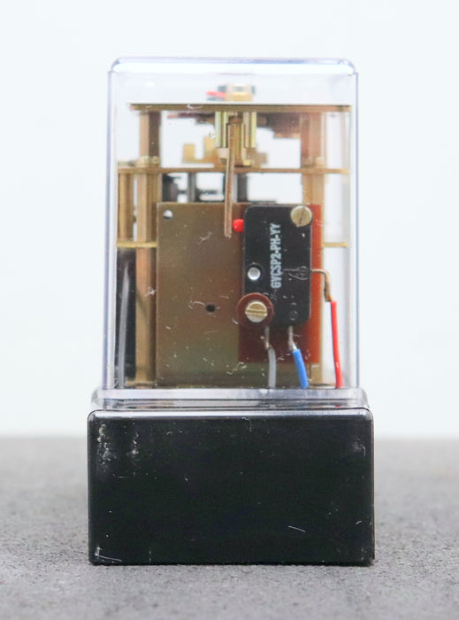 Bild des Artikels DOLD-Zeitrelais-ZR-704-J-1u-4A-220VAC-50Hz-0-10s-unbenutzt-in-OVP