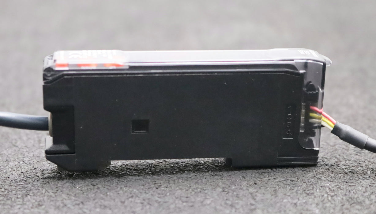 Bild des Artikels OMRON-Näherungsschalter-poximity-switch-E2C-EDA41-einmal-eingebaut-unbenutzt