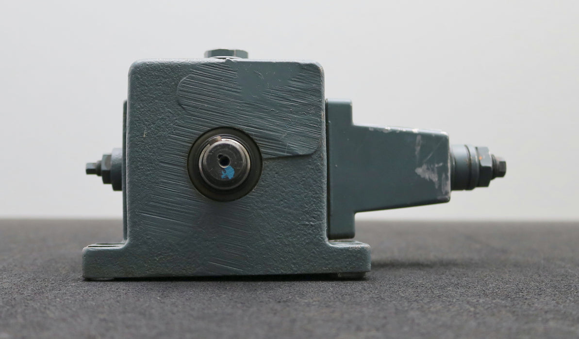 Bild des Artikels REXROTH-variable-Flügelzellenpumpe-variable-vane-pump-PV6V3-30/25R8MC-63-A1