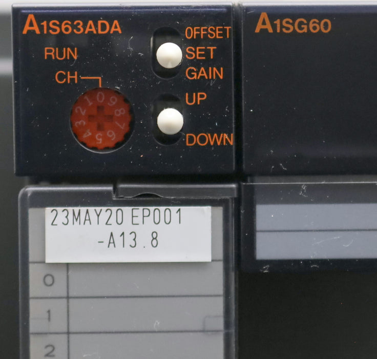 Bild des Artikels MITSUBISHI-MELSEC-PLC-System-mit:-1x-A1S63ADA-1x-A1SG60-gebraucht