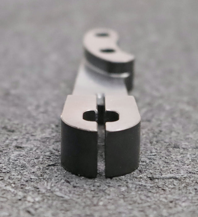 Bild des Artikels BÖLLHOFF-Halterung-für-univers-Kupplung-95300037064-Maße-63x16x10mm-unbenutzt