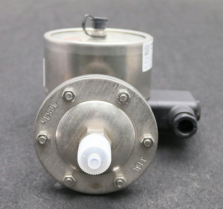 Bild des Artikels WIKA-Plattenfedermanometer-Model-433.50.100-Cont-821.21-Pro-No:-14198425-0-5bar