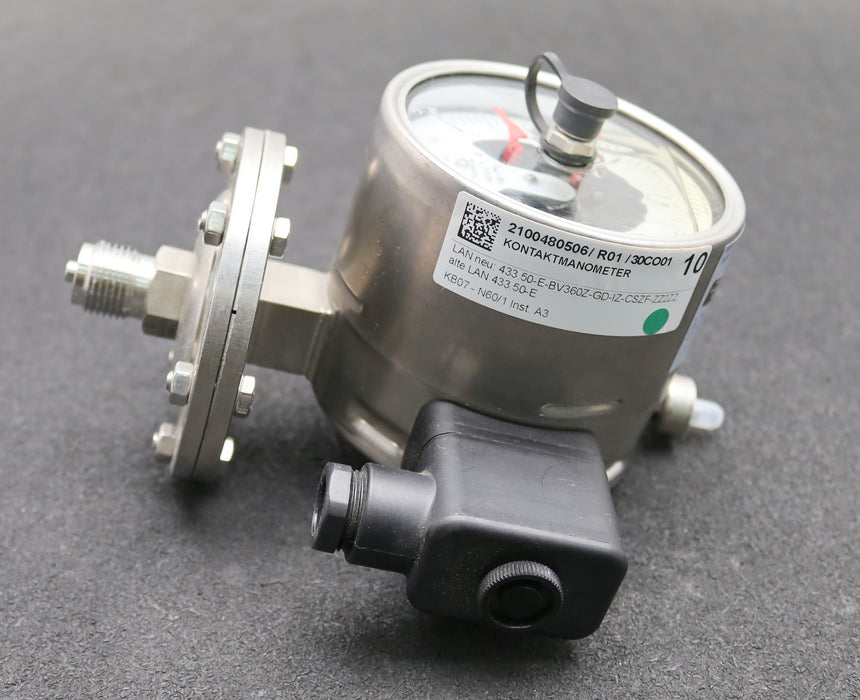 Bild des Artikels WIKA-Plattenfedermanometer-Model-433.50.100-Cont-821.21-Pro-No:-14198425-0-5bar