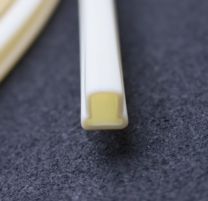 Bild des Artikels BÖLLHOFF-23m-Profilrohr-Art.Nr.-95240062025-T-Profil---Länge-23m---unbenutzt