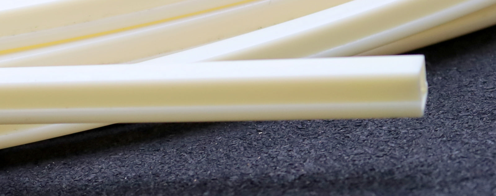 Bild des Artikels BÖLLHOFF-12m-Profilrohr-Art.Nr.-95240062025-T-Profil---Länge-12m---unbenutzt