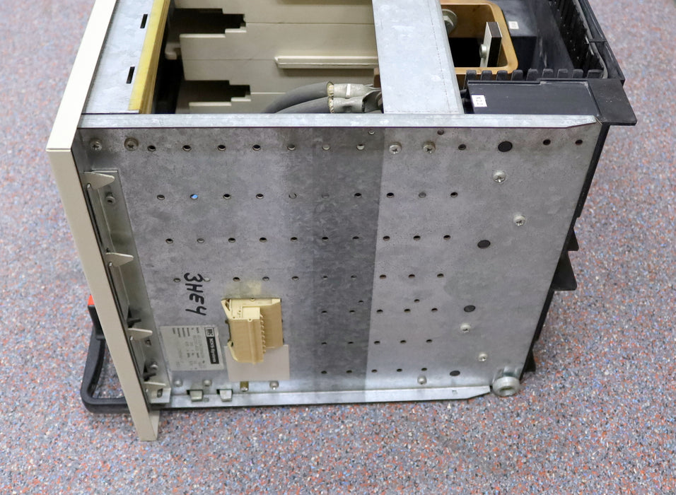 Bild des Artikels BBC-/-ABB-MNS-System-Leistungsschalter-Typ-NBNB1282-630-Bl.2-50Hz-380V-630A