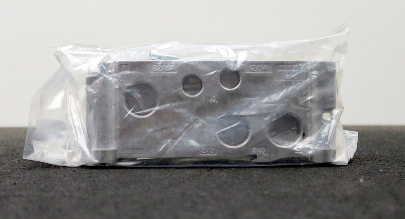 Bild des Artikels FESTO-Endplatte-IEPR-03-7,0-Art.Nr.-18749-unbenutzt-in-OVP