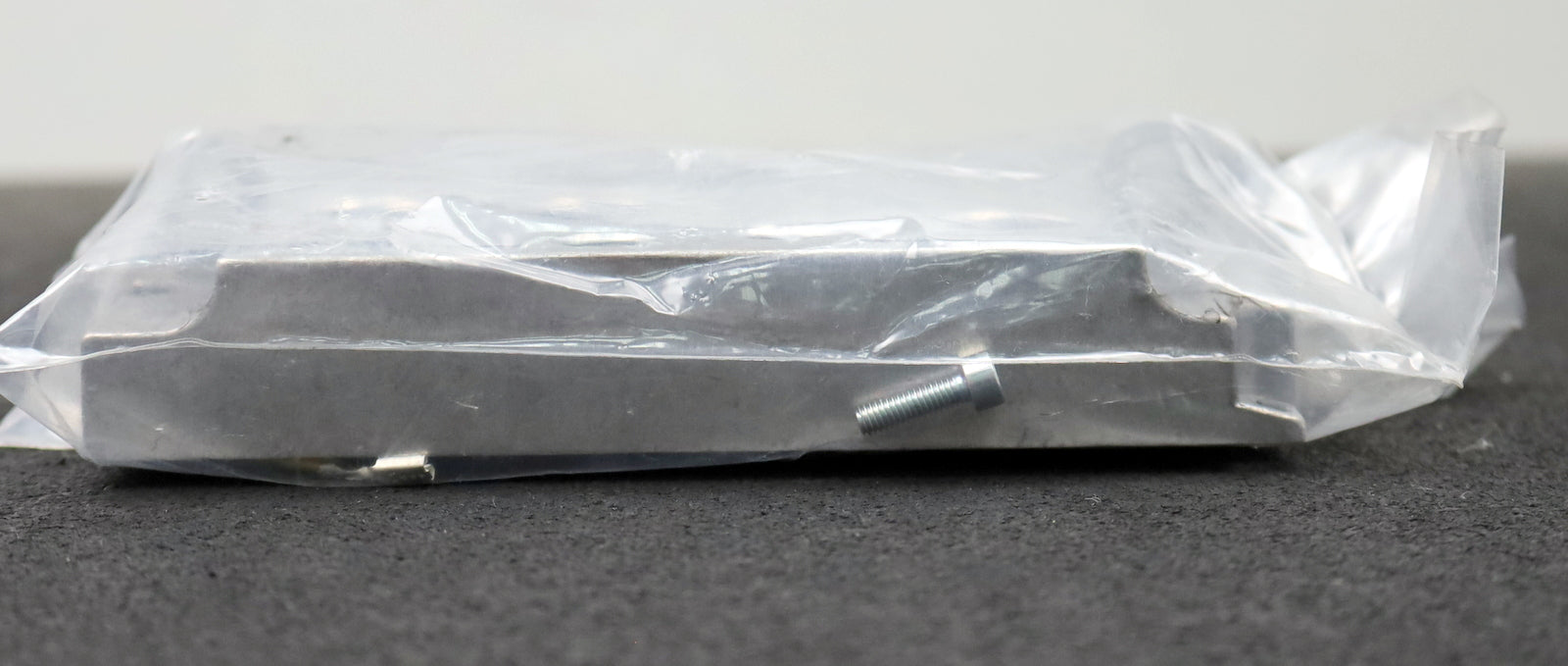 Bild des Artikels FESTO-Endplatte-IEPR-03-7,0-Art.Nr.-18749-unbenutzt-in-OVP