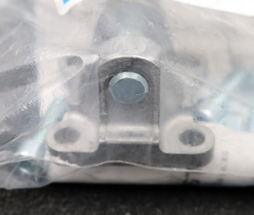 Bild des Artikels FESTO-Schwenkflansch-SNC-32--Art.Nr.-174383-unbenutzt-in-OVP