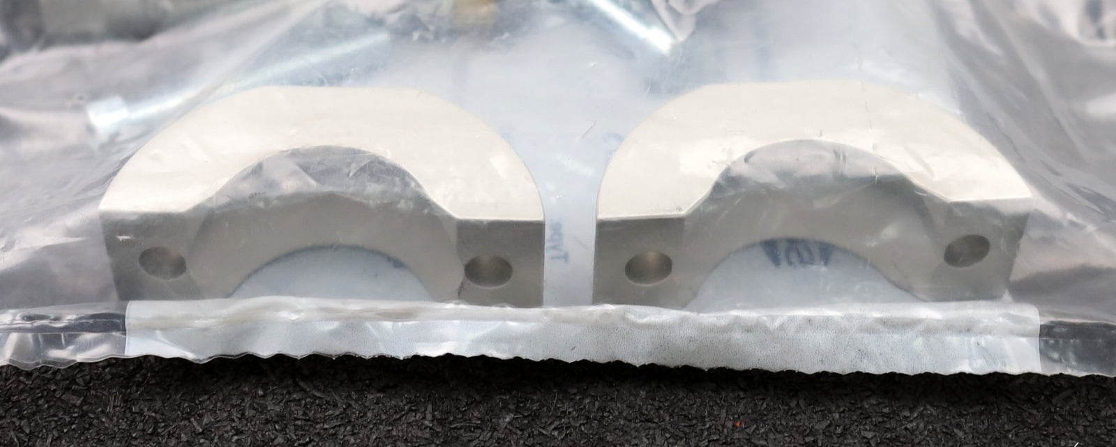 Bild des Artikels SCHMALZ-Universalhalter-HTR-UNI-2N-G2-80-No:-10.01.03.00298-G1/4"-AG-unbenutzt