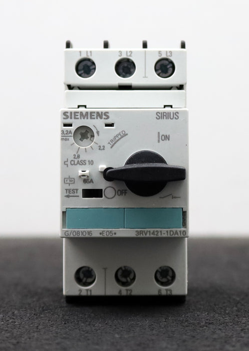 Bild des Artikels SIEMENS-Leistungsschalter-SIRIUS-3RV1421-1DA10-2,2---3,2A-50Hz-unbenutzt-in-OVP