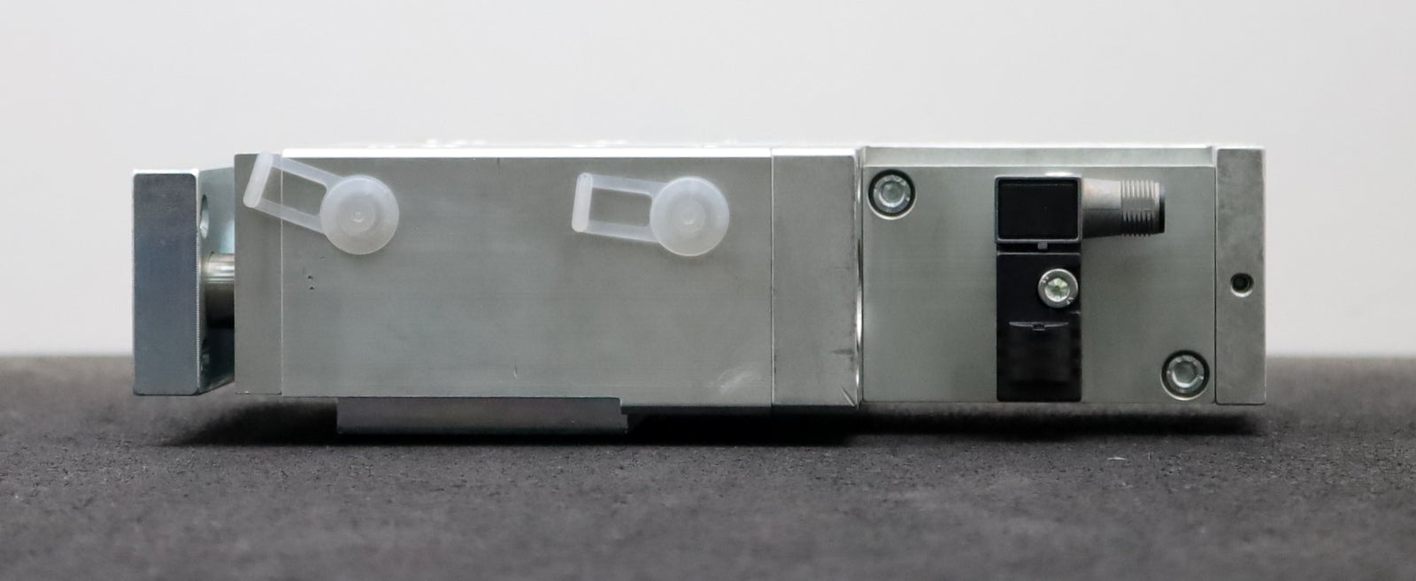 Bild des Artikels FESTO-Pneumatikzylinder-pneumatic-cylinder-DFM-40-50-P-A-KF-SA-Art.Nr.-193471