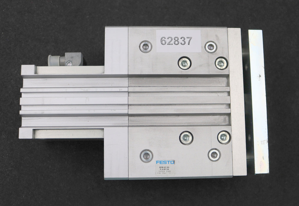 Bild des Artikels FESTO-Pneumatikzylinder-pneumatic-cylinder-DFM-63-50-P-A-KF-SA-Art.Nr.-197059