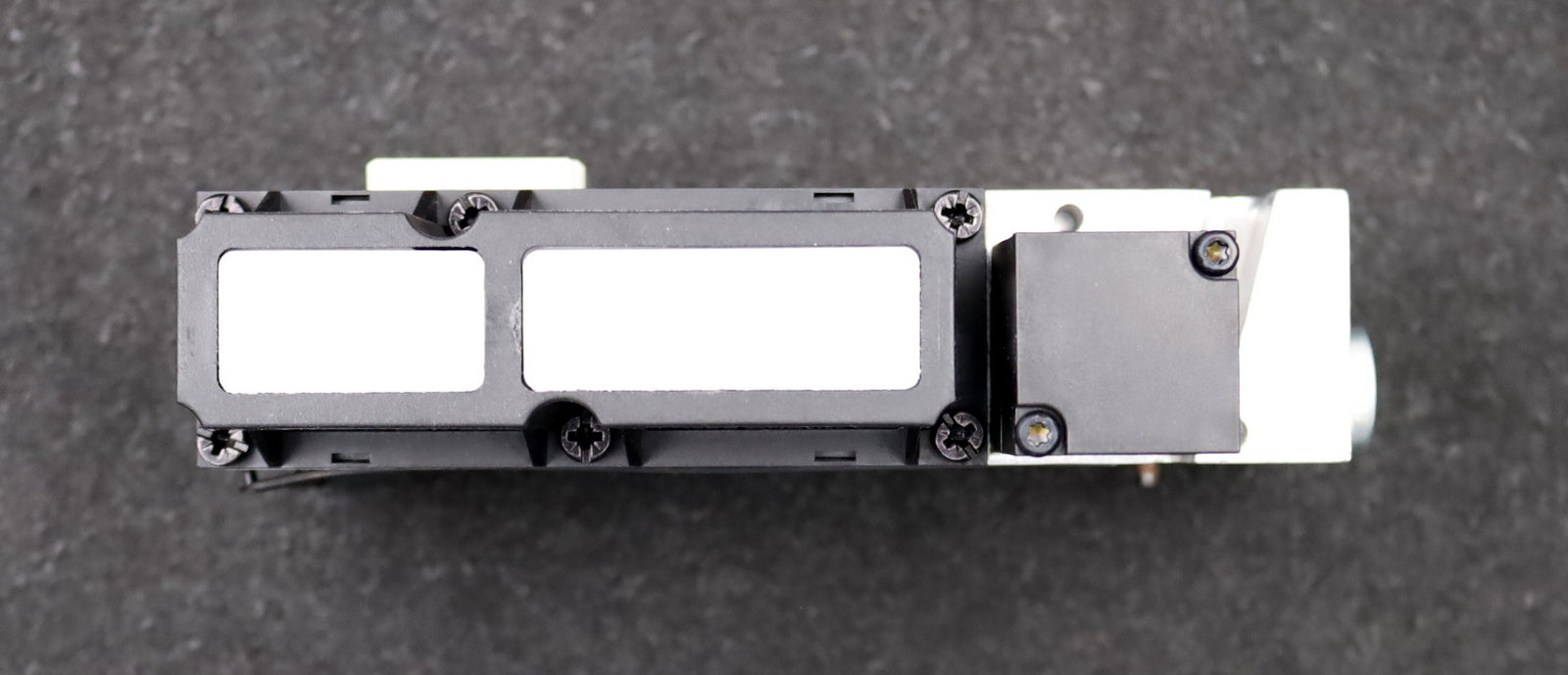 Bild des Artikels FESTO-Adapterplatte-VIGP-03-7,0-4,0-*-Art.Nr.-525437---ein-Mal-vormontiert