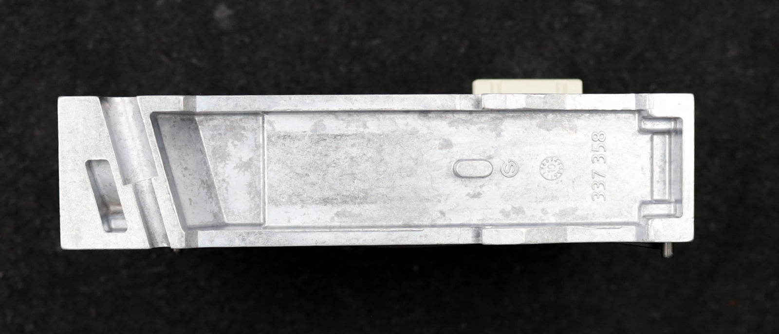 Bild des Artikels FESTO-Adapterplatte-VIGP-03-7,0-4,0-*-Art.Nr.-525437---ein-Mal-vormontiert