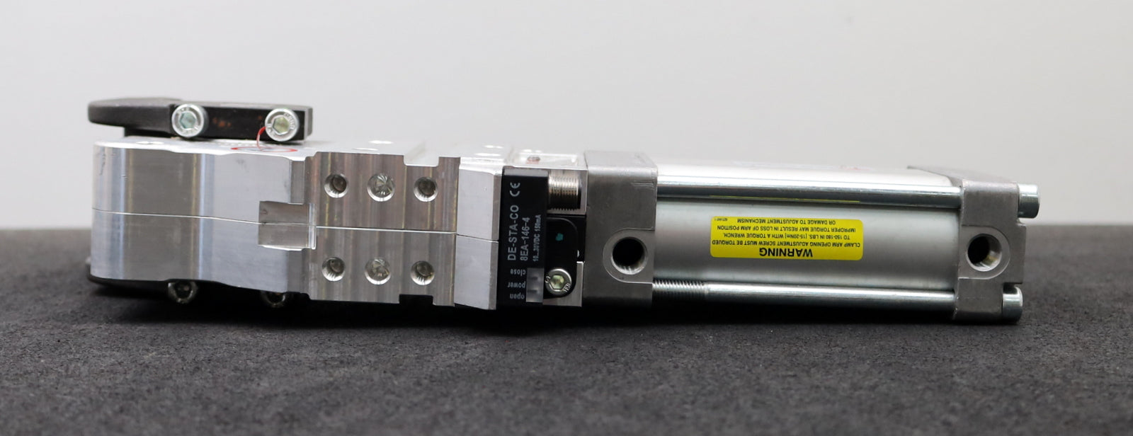 Bild des Artikels DESTACO-Automations-Kraftspanner-mit-Spannarm-82M-3E030063L8UMR45-135-max.-6bar