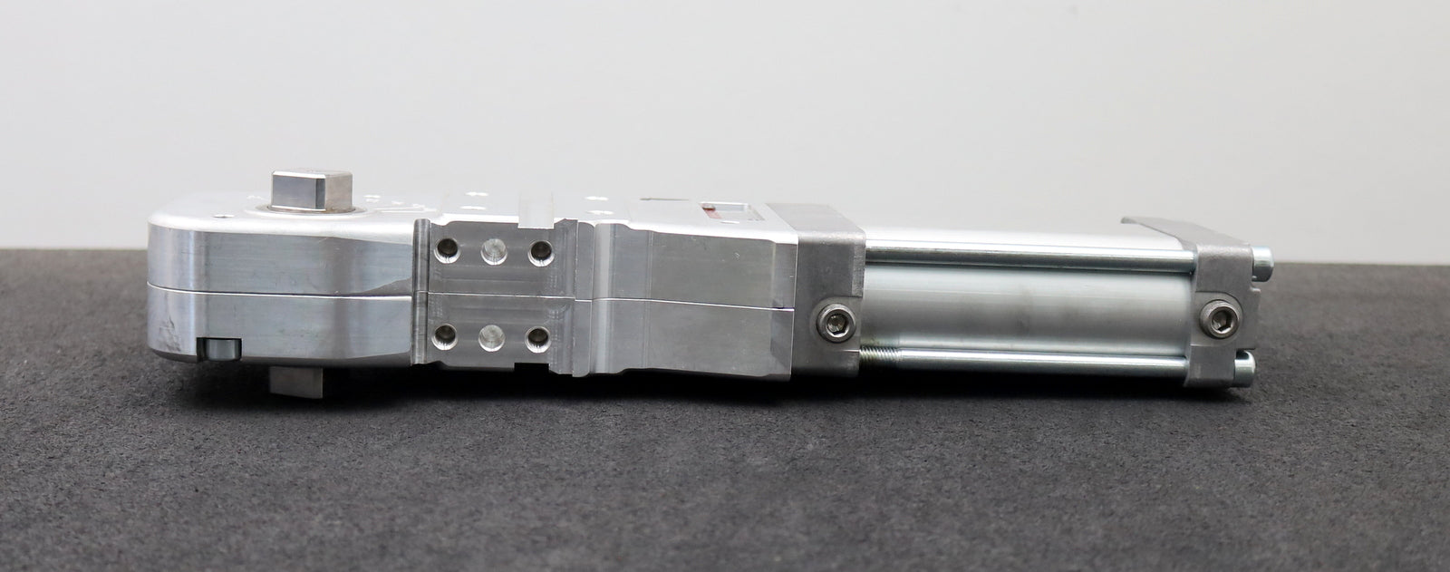 Bild des Artikels DESTACO-Automations-Kraftspanner-82M-603063D8-Haltemoment-1000Nm-max.-6bar