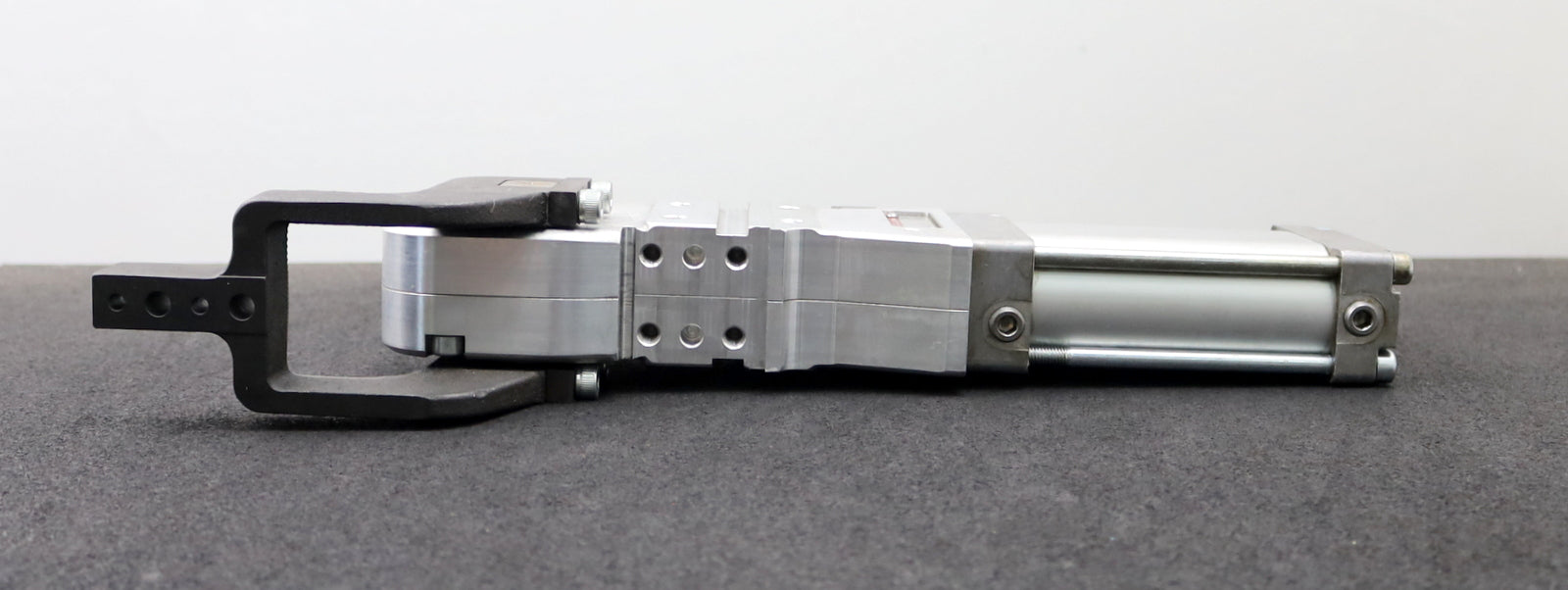 Bild des Artikels DESTACO-Automations-Kraftspanner-82M-603063D8-mit-Spannarm-Haltemoment-1000Nm