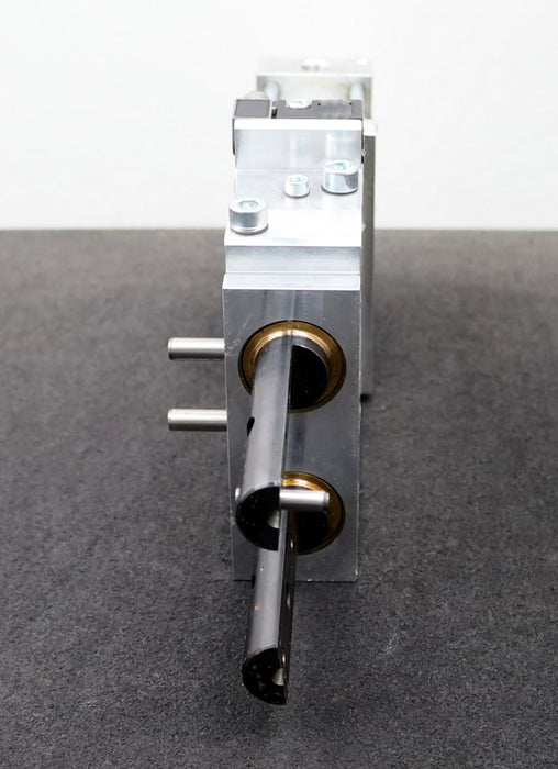 Bild des Artikels DESTACO-Pneumatischer-Stiftzieher-+-doppelter-Stange-86D60-104D800C-KolbenØ-63mm