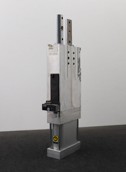 Bild des Artikels TÜNKERS-Pneumatischer-Stiftzieher-mit-doppelter-Stange-SZKD-63.1-T12-Hub-60mm