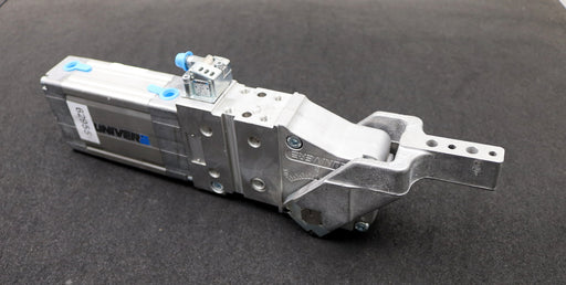 Bild des Artikels UNIVER-Automations-Kraftspanner-mit-Spannarm-UBP63VEE-Haltemoment-1750Nm