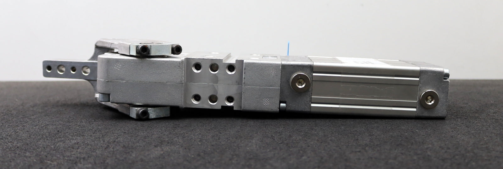 Bild des Artikels UNIVER-Automations-Kraftspanner-mit-Spannarm-UBP63VEE-Haltemoment-1750Nm