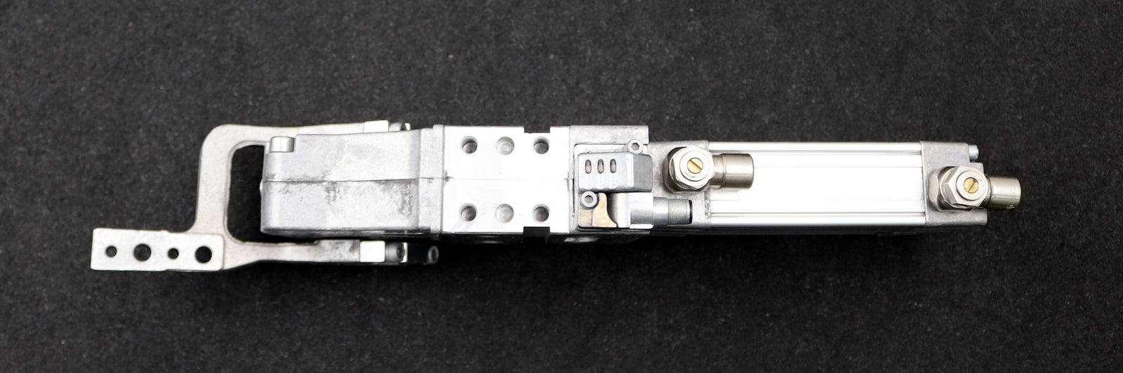 Bild des Artikels UNIVER-Automations-Kraftspanner-mit-Spannarm-UBP50OSE-Haltemoment-1250Nm