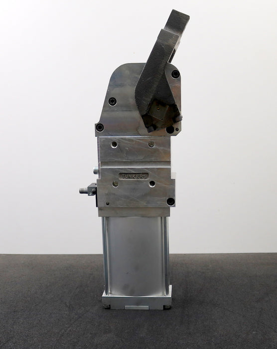 Bild des Artikels TÜNKERS-Vario-Spanner-mit-Spannarm-V-80.1-Z-A10-T12-135°-KolbenØ-80mm-unbenutzt