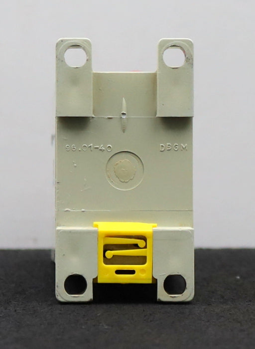 Bild des Artikels KLASCHKA-Relais-für-Gleichstrom-GIB-1,40-0,6-220VAC-45-62Hz-N-2-VA-gebraucht