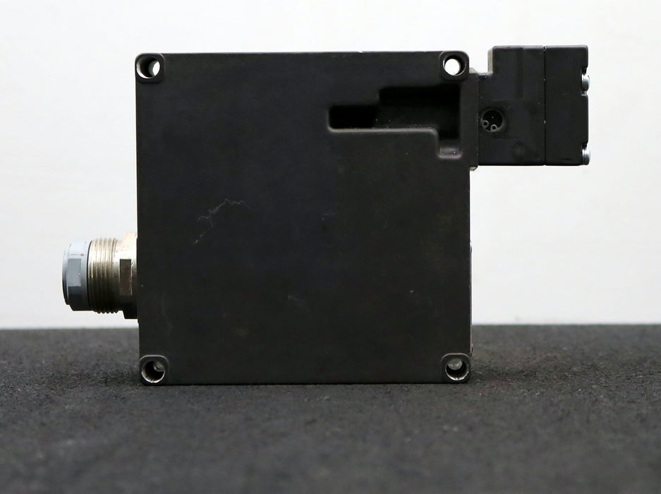 Bild des Artikels EUCHNER-Sicherungsschalter-TZ1RE024SR6-Ue=-250VAC-10A-24VDC-6A-gebraucht