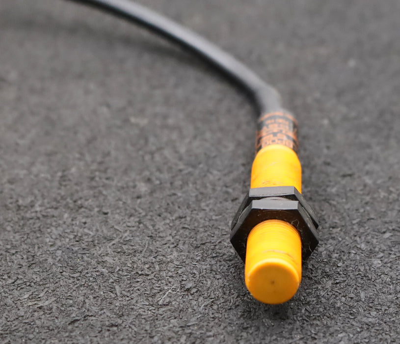 Bild des Artikels EFECTOR-induktiver-Sensor-IF-3002-BP0G-S:-2mm-b-10-55VDC-400mA-700Hz-gebraucht