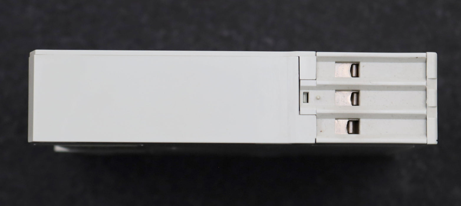 Bild des Artikels FINDER-Zeitrelais-Type-879-0240-24…240VAC-24…48VDC-2x0,05s…60H-8A-gebraucht