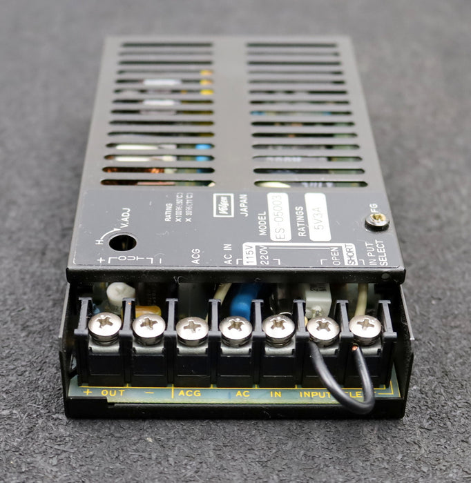 Bild des Artikels VOLGEN-Netzteil-Model-ES-05003-5V-3A-gebraucht